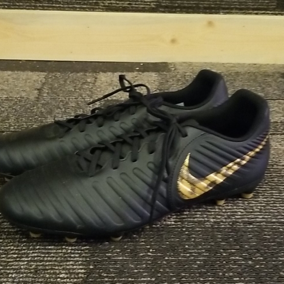 Nike Other - Nike Tempo Soccer Cleats